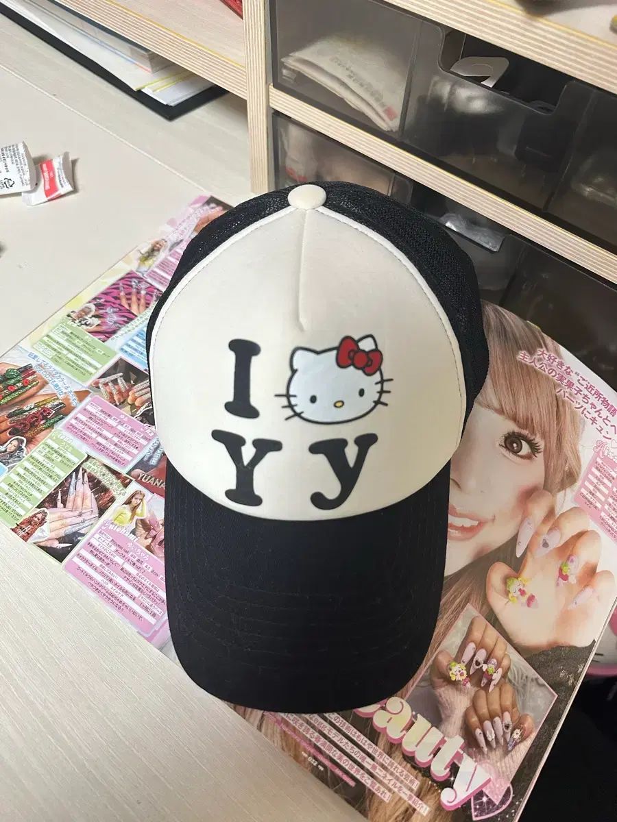 オープンワイワイ Open YY ハローキティ ベースボールキャップ 帽子