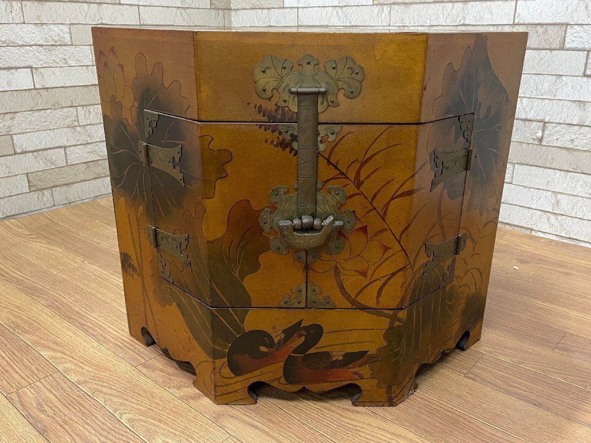 ○中国李朝家具 八角形 チェスト キャビネット 収納箱 帽子入れ 花鳥画