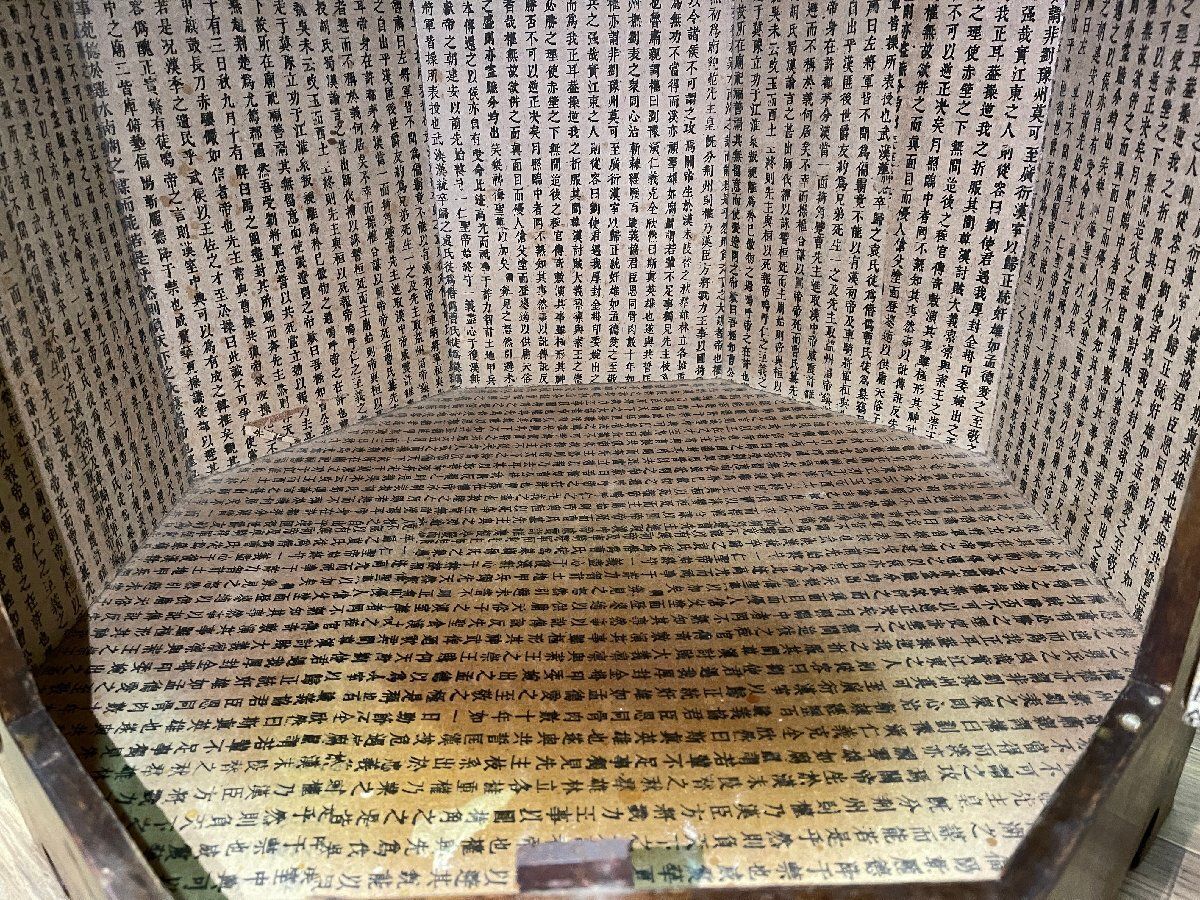 ○中国李朝家具 八角形 チェスト キャビネット 収納箱 帽子入れ 花鳥画