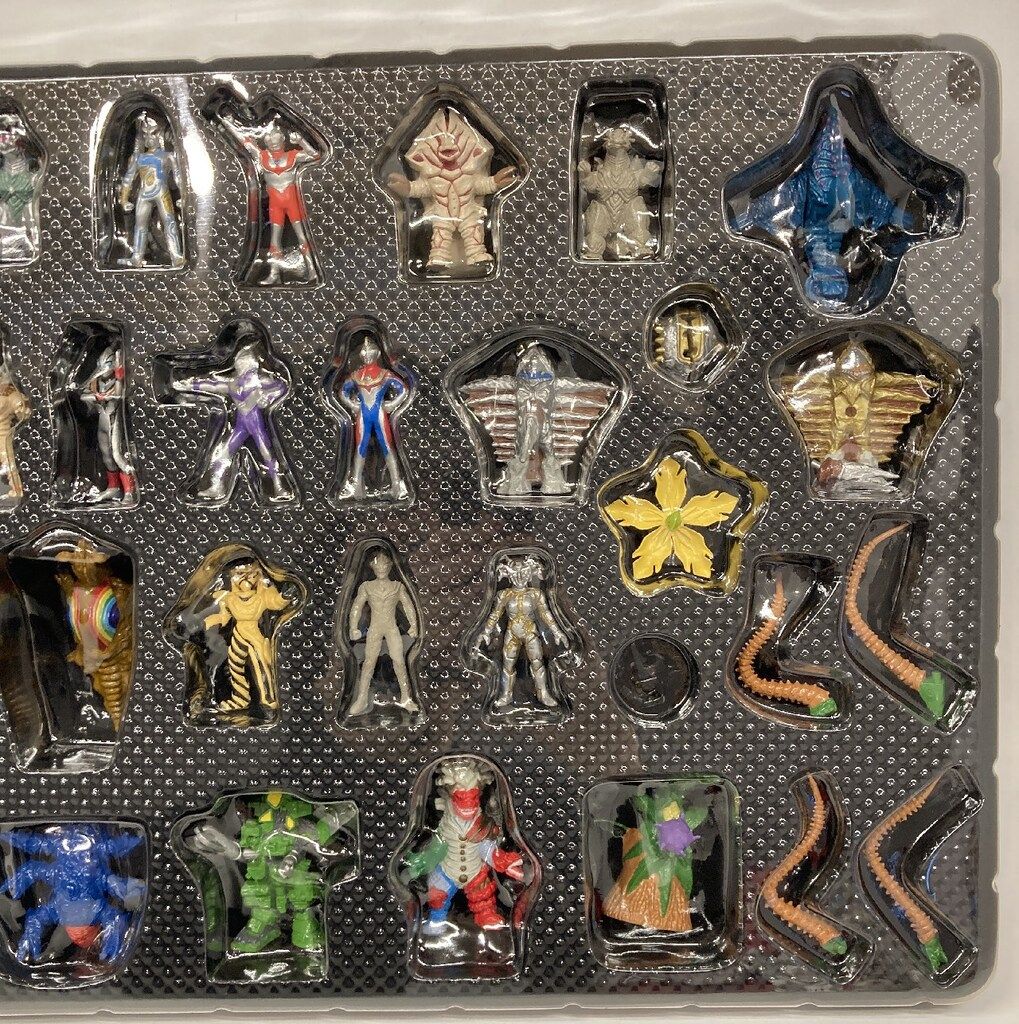 バンダイ ウルトラモンスター超全集 ウルトラマンティガ&ウルトラマン