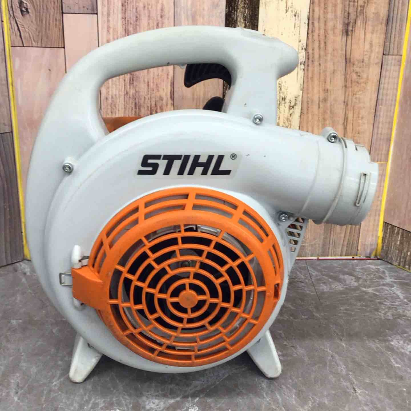◇スチール(STIHL) エンジンブロア BG56【八潮店】 - メルカリ