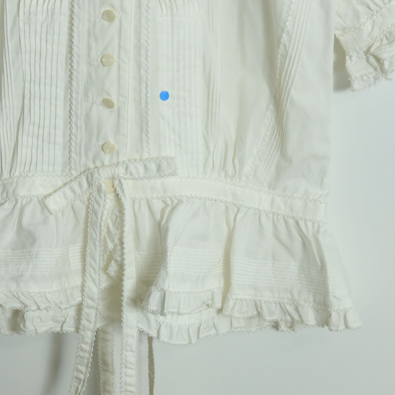 ワンダフルワールド カネコイサオ ブラウス ホワイト ワンダフルワールド カネコイサオ☆刺繍付きブラウス 白系 前開き