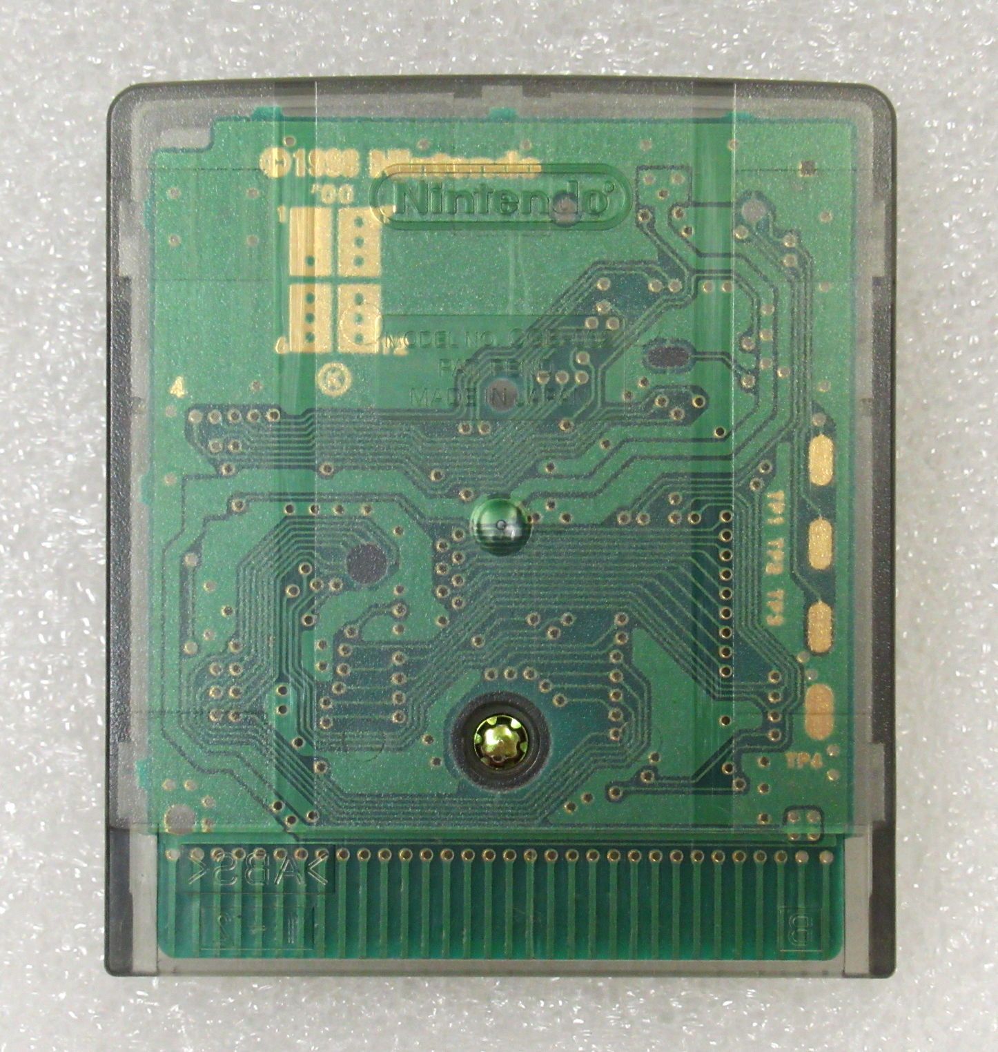 ☆KONAMIメタルギア ゲームボーイカラー専用ソフト ☆KONAMIメタルギア