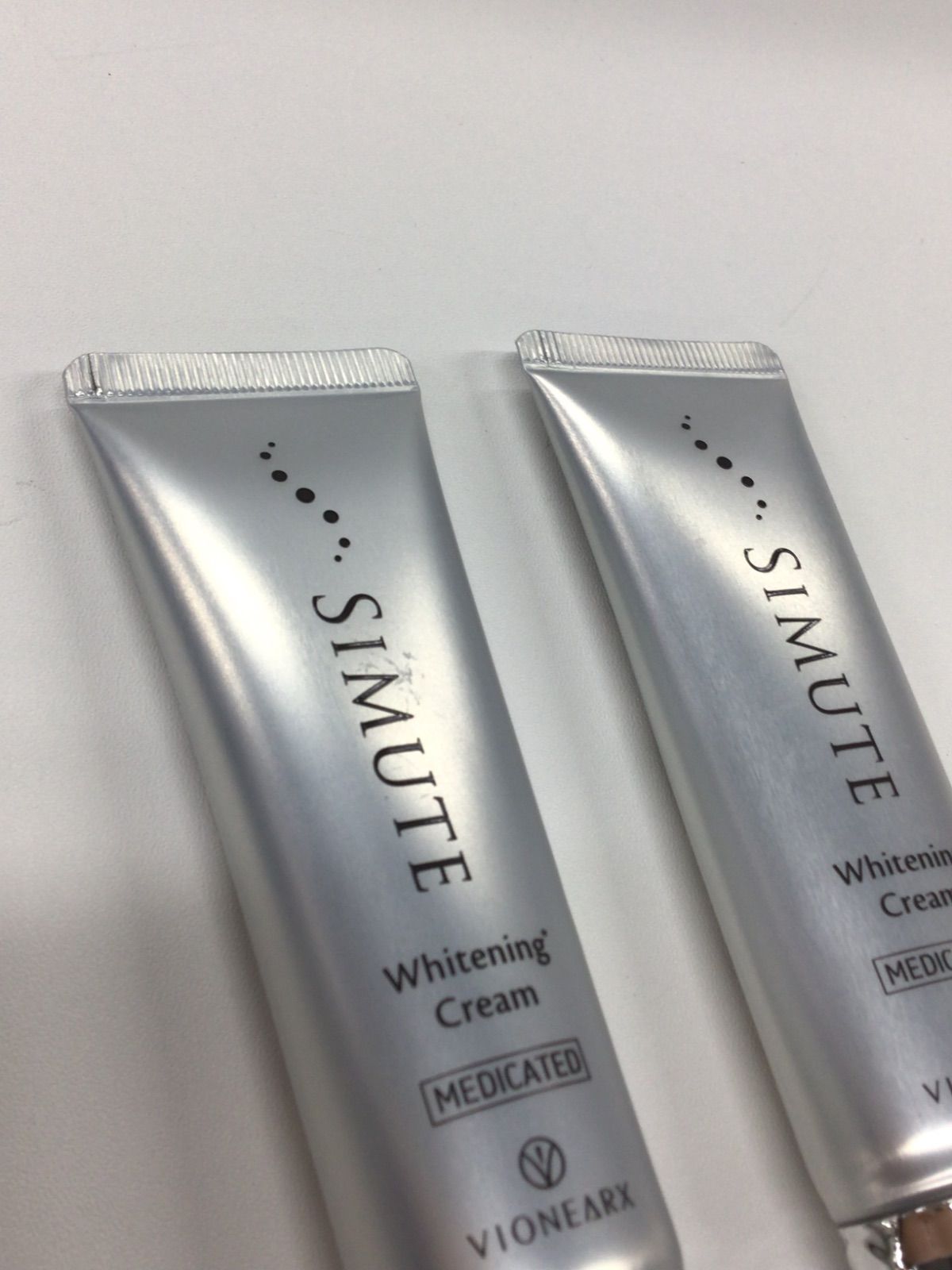 SIMUTE Whitening Cream 4個セット P1243 K SIMUTE Whitening Cream シミュート 薬用美白クリーム 薬用