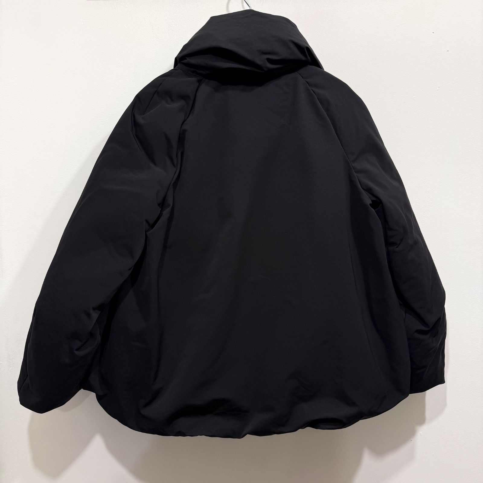 ユニクロ UNIQLO +J ハイブリッドダウンジャケット ブラック XS【送料 