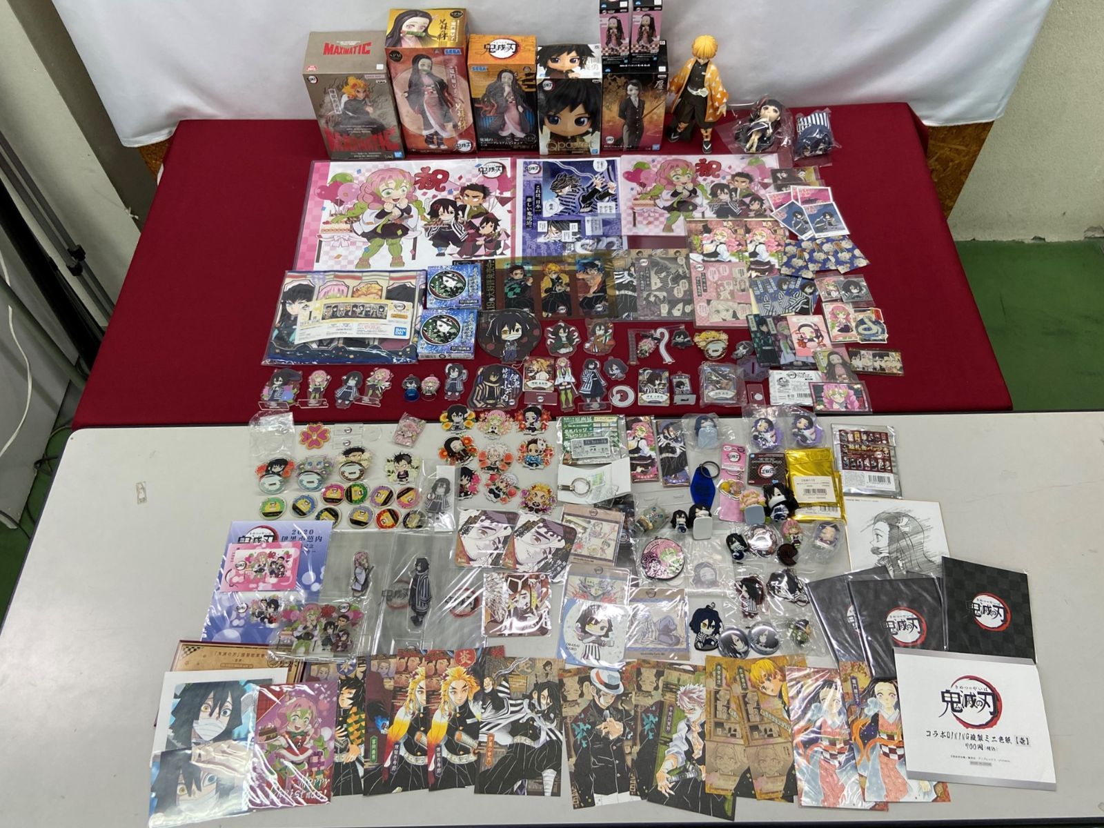 鬼滅の刃 甘露寺蜜璃 伊黒小芭内 多め ufotable Cafe 原画展 アクスタ カード コースター フィギュア 他 大量 グッズ セット Demon slayer 710