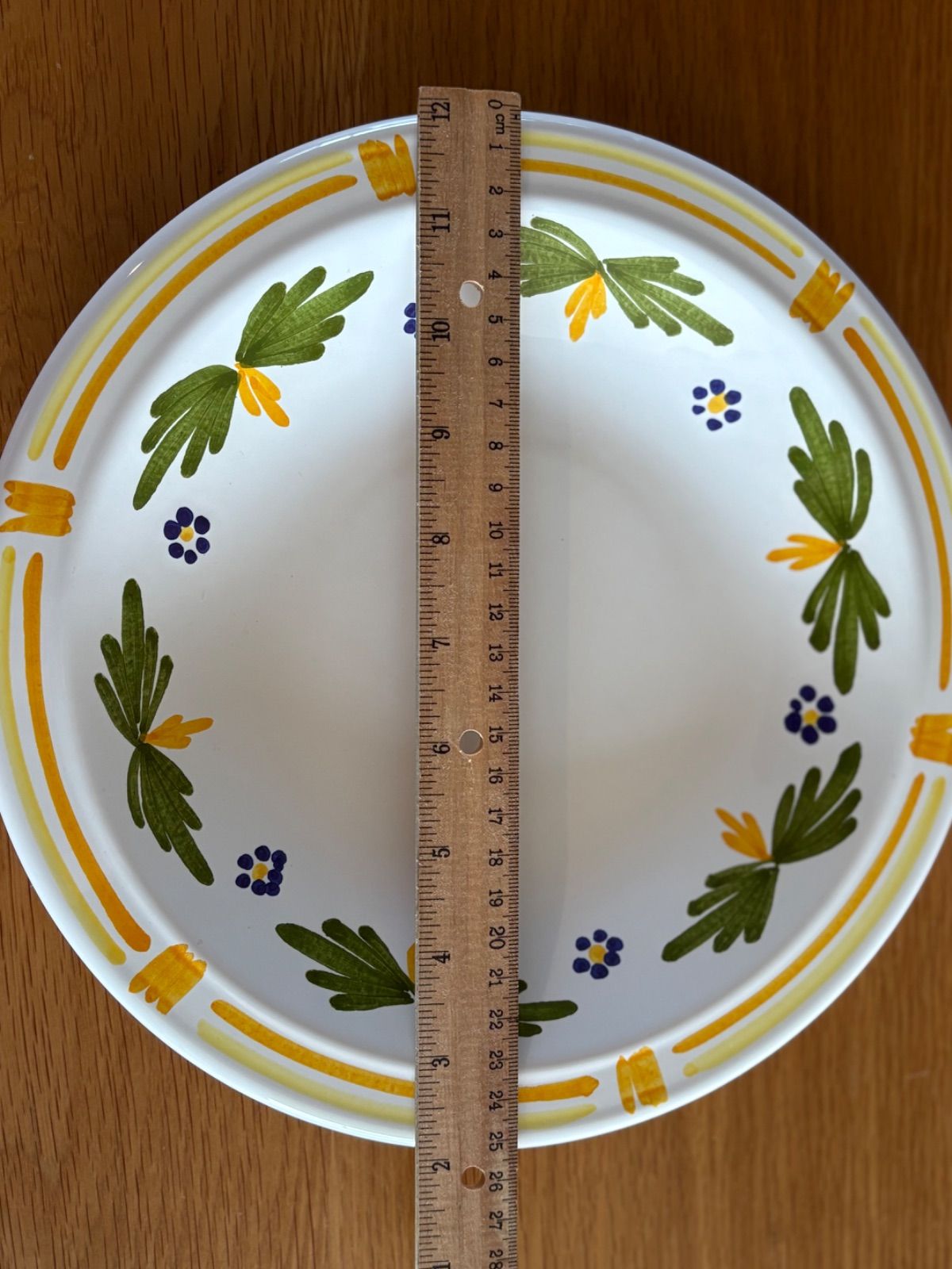  南フランスの工房で作られた温もりあふれる絵皿 セット 皿 食器