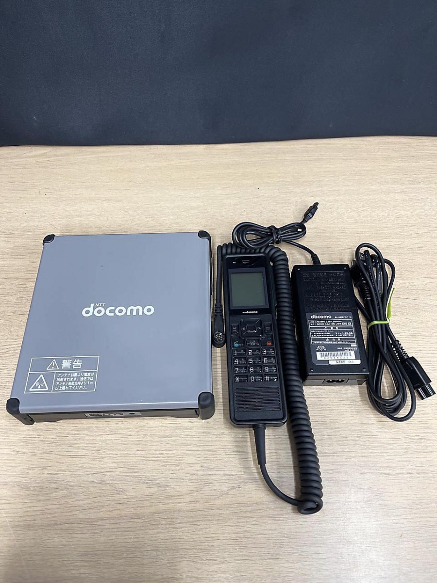 ジャンク品】 NTTドコモ 衛星電話 衛星可搬端末 01/ハンドセット 01