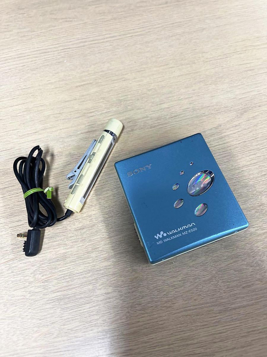 ジャンク品】 SONY ソニー MDウォークマン WALKMAN MZ-E520 - メルカリ