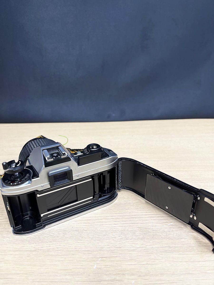 ジャンク品】 NIKON ニコン フィルムカメラ （レンズ Tokina 35-70mm