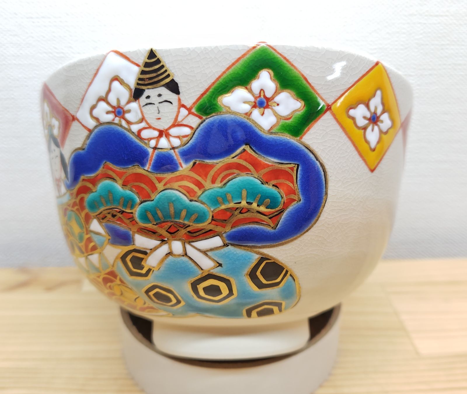 逢絢亭・新品】茶道具 茶碗 京焼 御本雛に花菱の図 伊坂清香 共箱入り