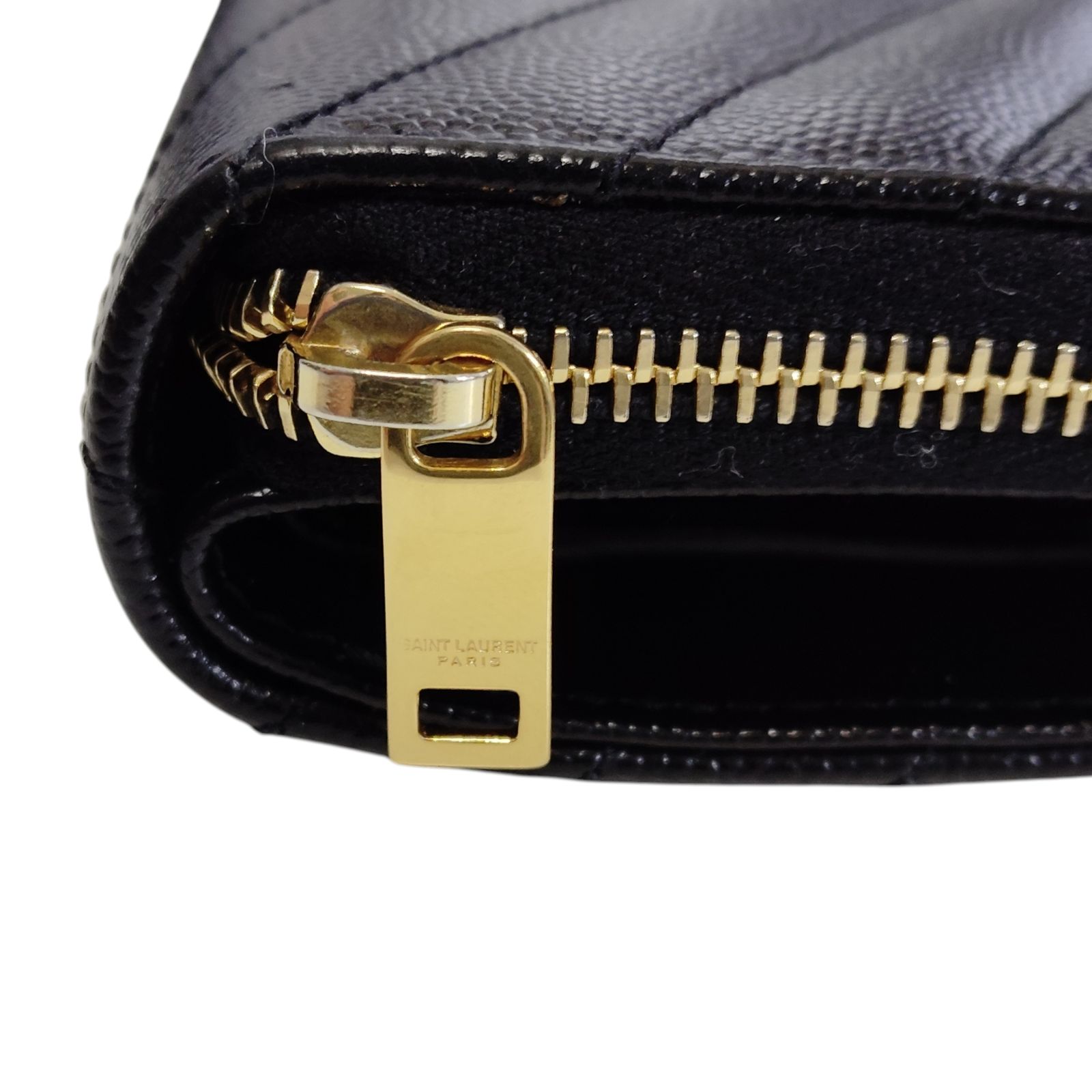 中古品】Yves Saint Laurent イヴ・サンローラン コンパクト ジップ 
