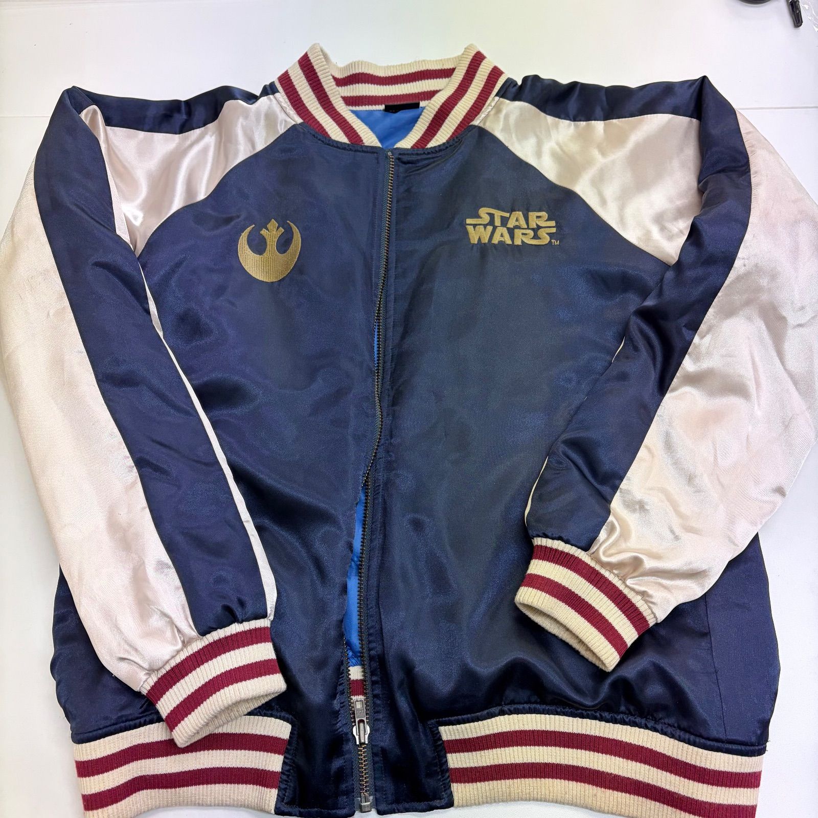 STAR WARS】スカジャン サテン生地 ネイビー 刺繍 スターウォーズ 