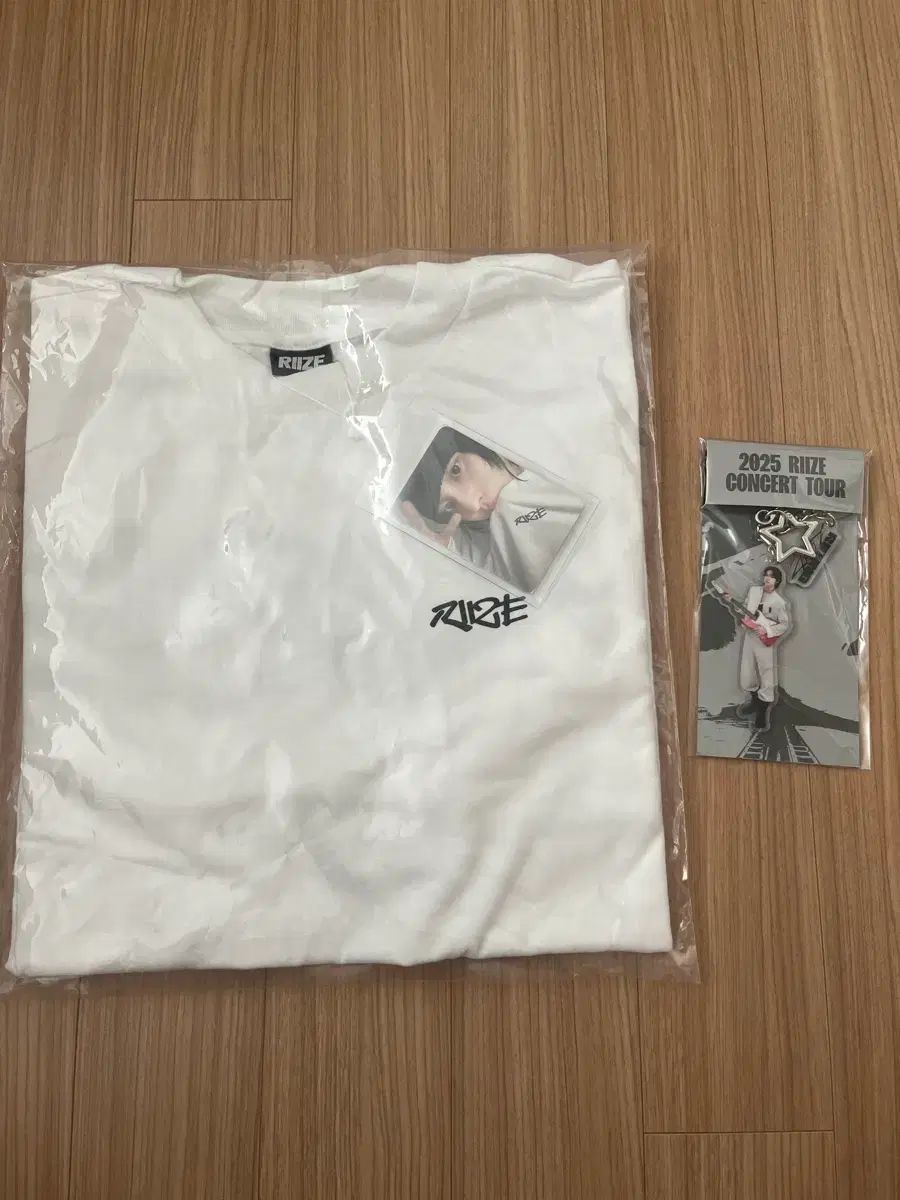 RIZE ロングスリーブ Tシャツ ウォンビン WONBIN ソンチャン SUNGCHAN キーホルダー