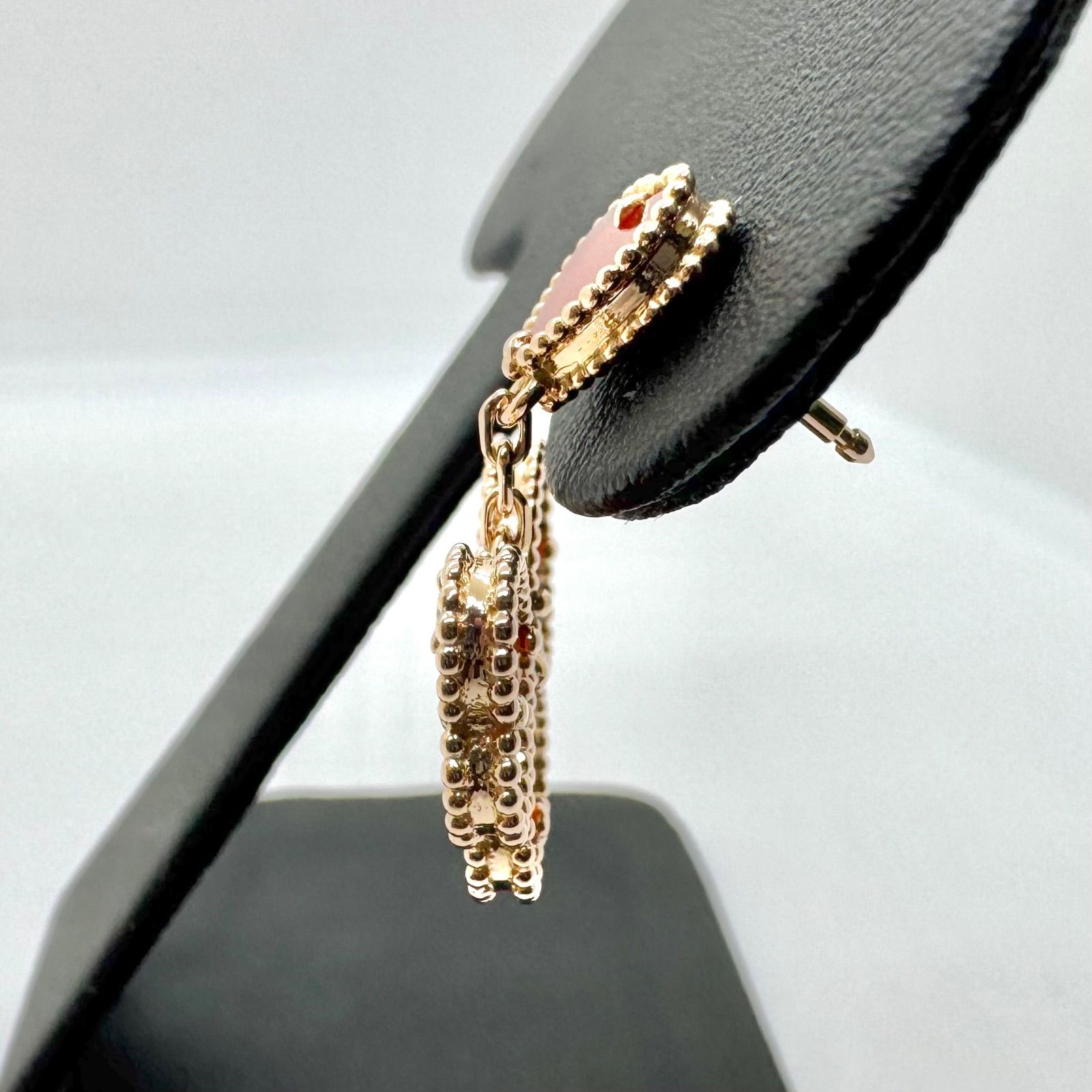 Van Cleef & Arpels アルハンブラ 片耳 キャッチ無し Van Cleef & Arpels アルハンブラ 片耳 キャッチ無し