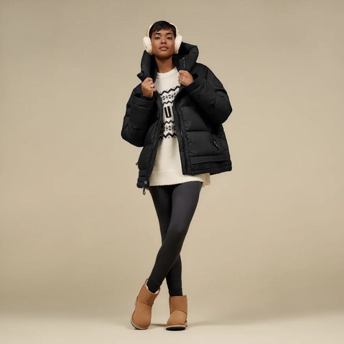 Ugg シープスキン もこもこ イヤーマフ 新品未使用 UGG（アグ） 並行輸入品 イヤーマフ シープスキン エンブロイダリー