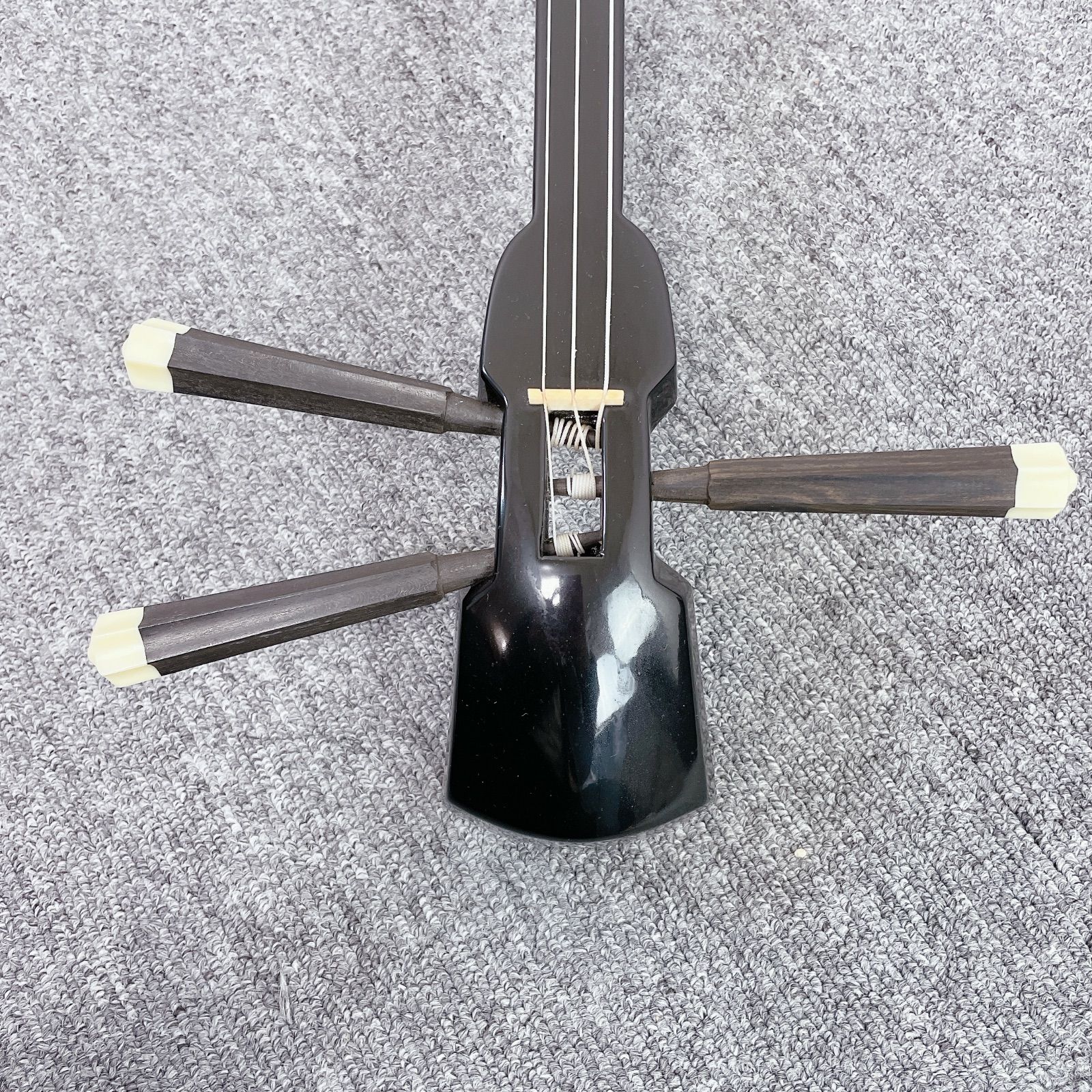 沖縄 三線 人工皮 人工蛇皮 民謡 楽器 沖縄民謡 - メルカリ