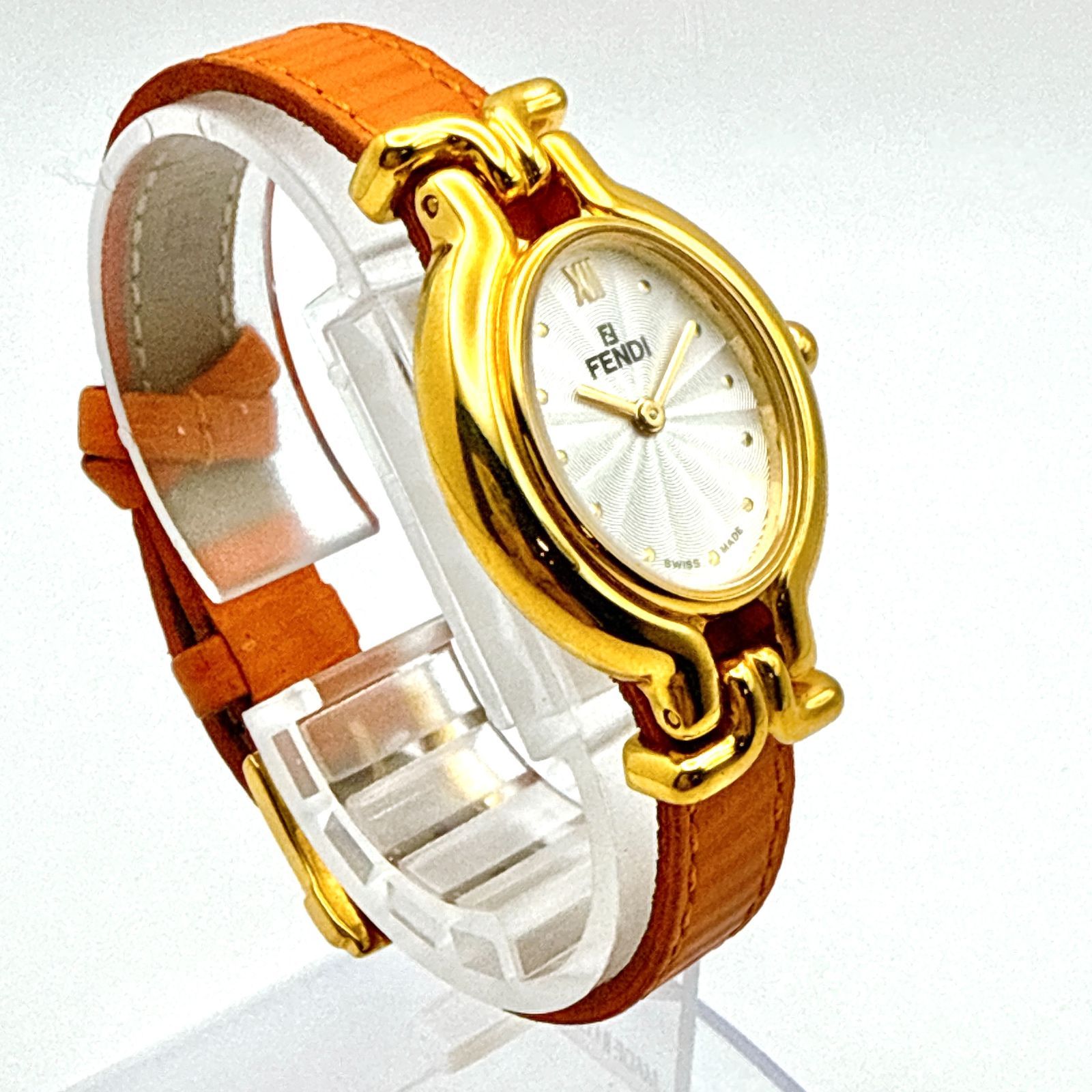 A121【箱入り・フルセット】FENDI 640L カメレオン レディースウォッチ