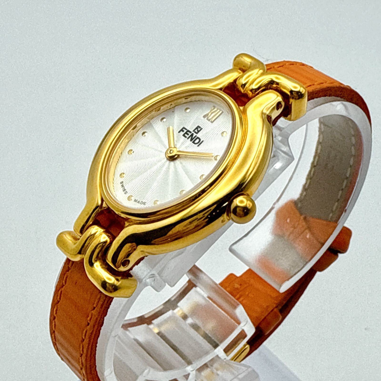 A121【箱入り・フルセット】FENDI 640L カメレオン レディースウォッチ