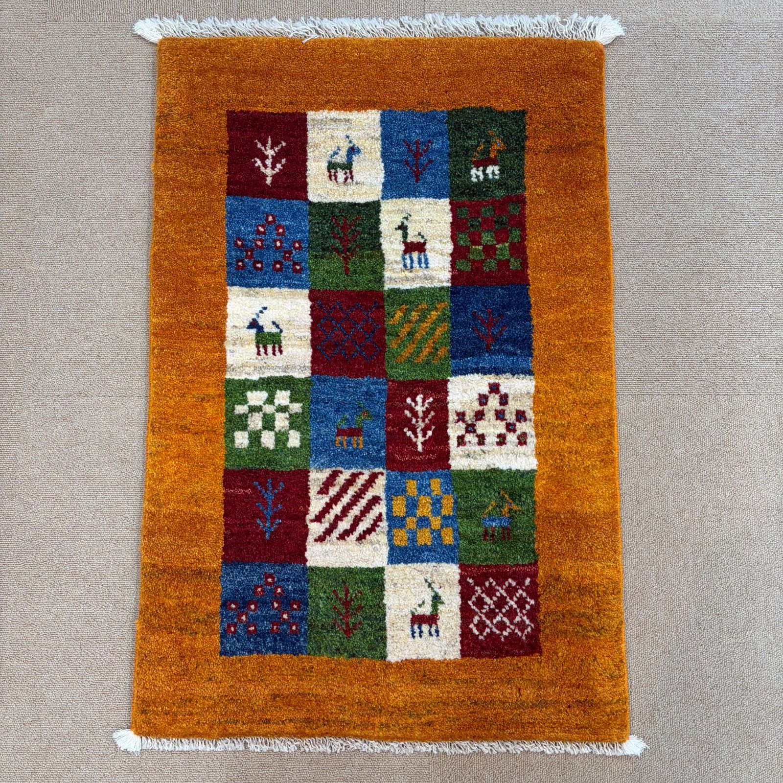 ギャッベ】イラン産 手織りカーペット 90×60cm インテリアラグ 草木染