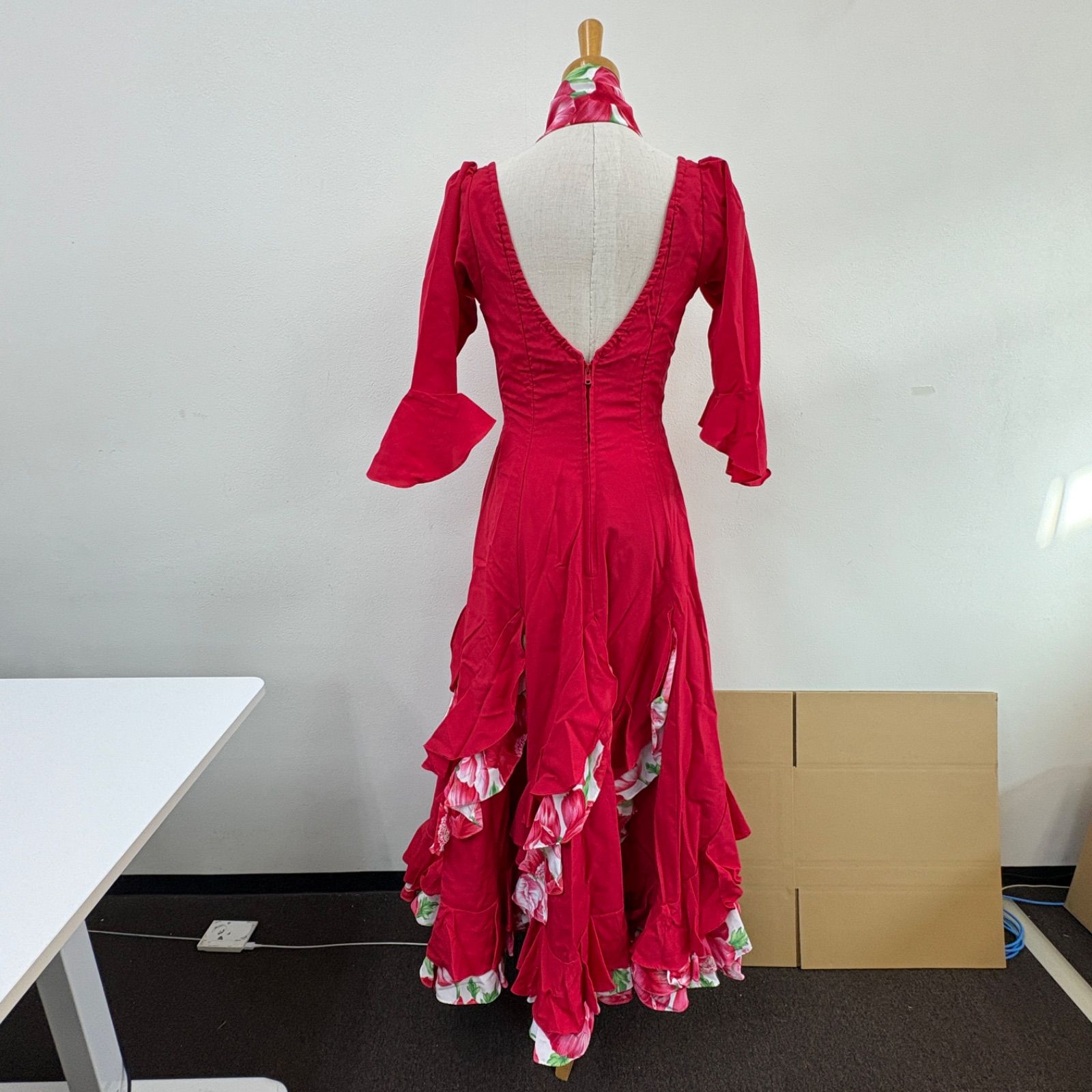 アトリエ貴美恵】 フラメンコ衣装 ドレス 花柄 ピンク フリル スカーフ