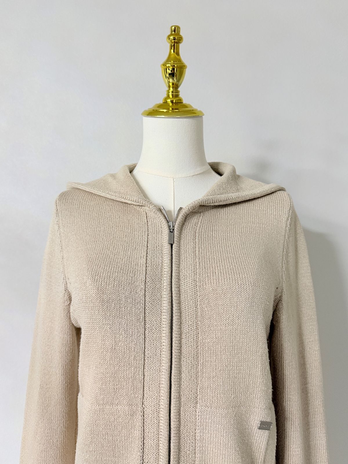 美品FOXEY フォクシー 38050 リリーパーカー 40 ナチュラル コットン