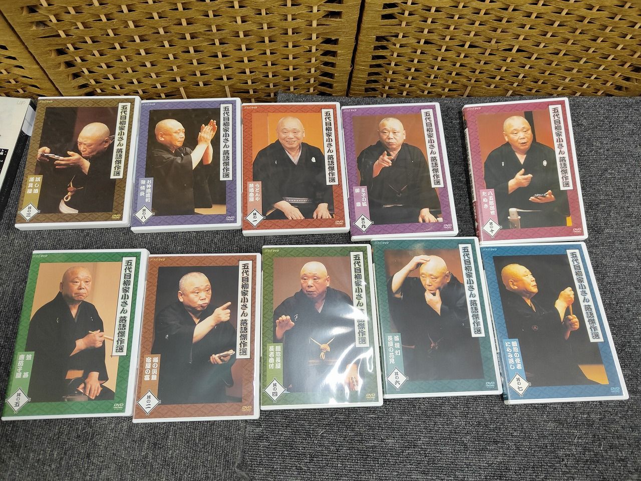 五代目柳家小さん　落語傑作選10枚組 Amazon.co.jp: 五代目柳家小さん 落語傑作選全集 全10枚セット【NHK