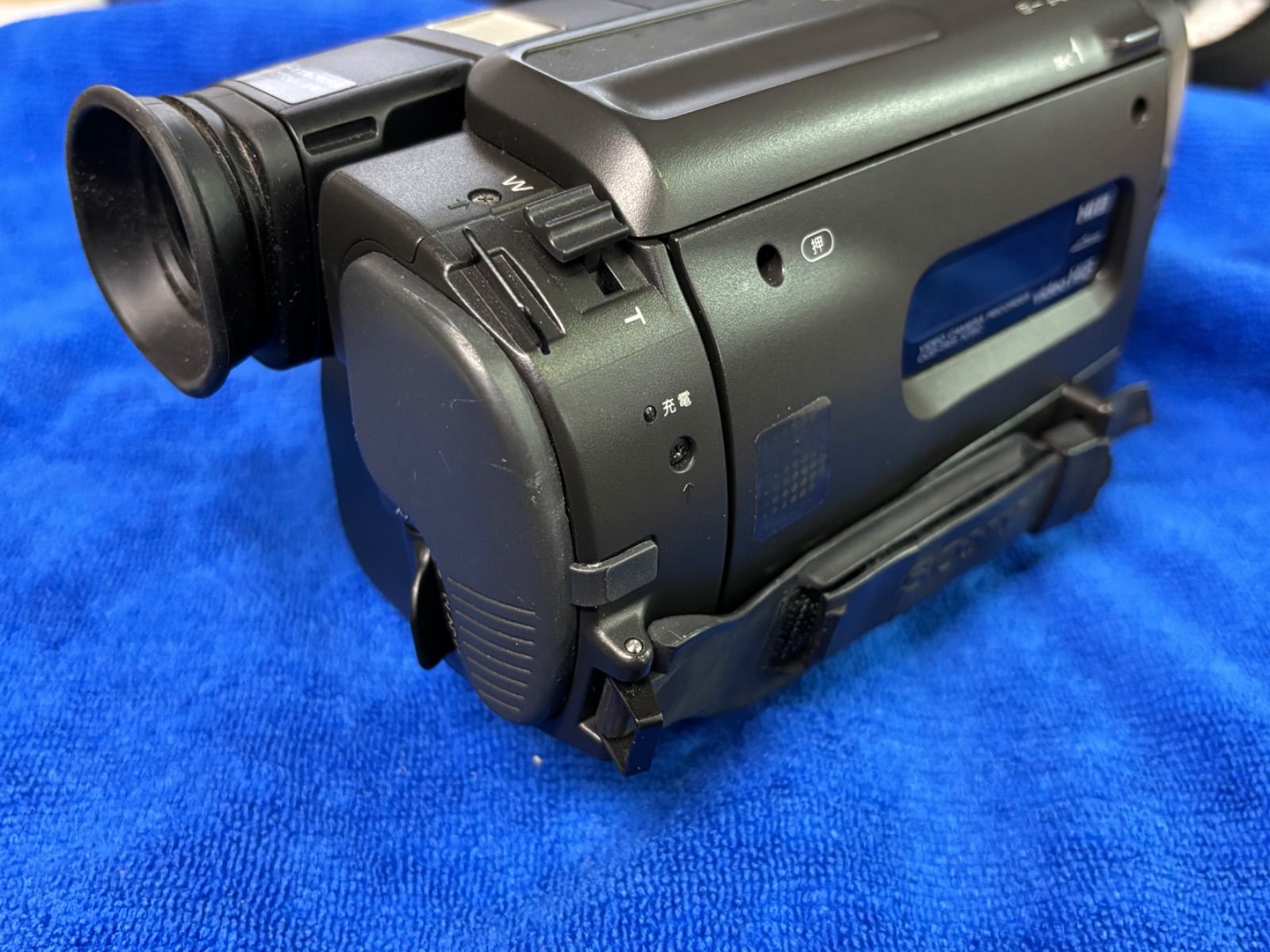 SONY（ソニー） Hi8（ハオエイト） ビデオカメラレコーダー CCD-TR11