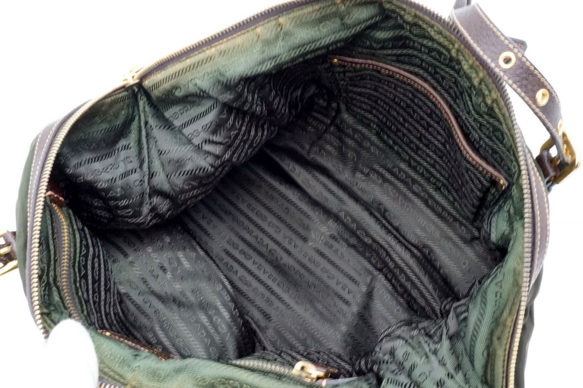 プラダ 2way ショルダー ハンドバッグ トート 三角ロゴプレート 大容量