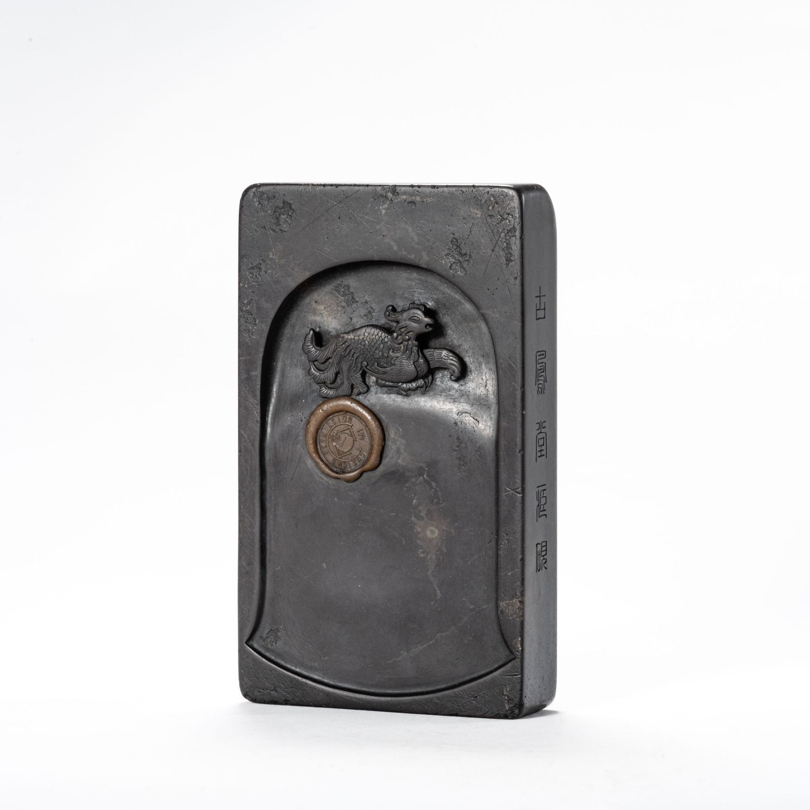 中国古硯 古鳳堂蔵硯 瑞獣浮雕 希少 木箱付 官印（封蝋）あり 貴重