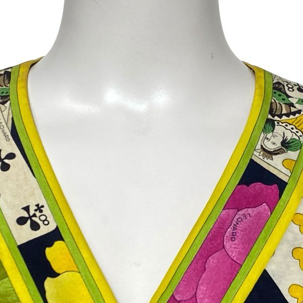 ◇ レオナール LEONARD Vネックブラウス カットソー 半袖 ノーカラー