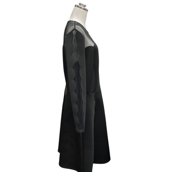 □ テッドベイカー TED BAKER ワンピース ひざ丈 異素材ドッキング 黒