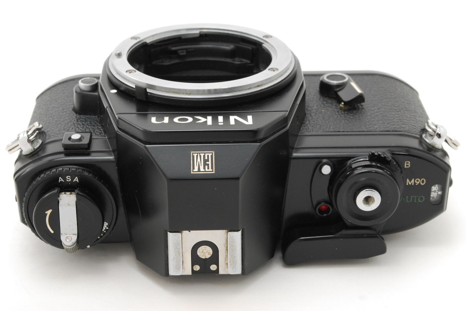 Nikon ニコン EM ボディ 黒 ブラック 一眼レフカメラ #1195 Nikon ニコン EM ボディ 黒 ブラック 一眼レフカメラ #1195 Amazon