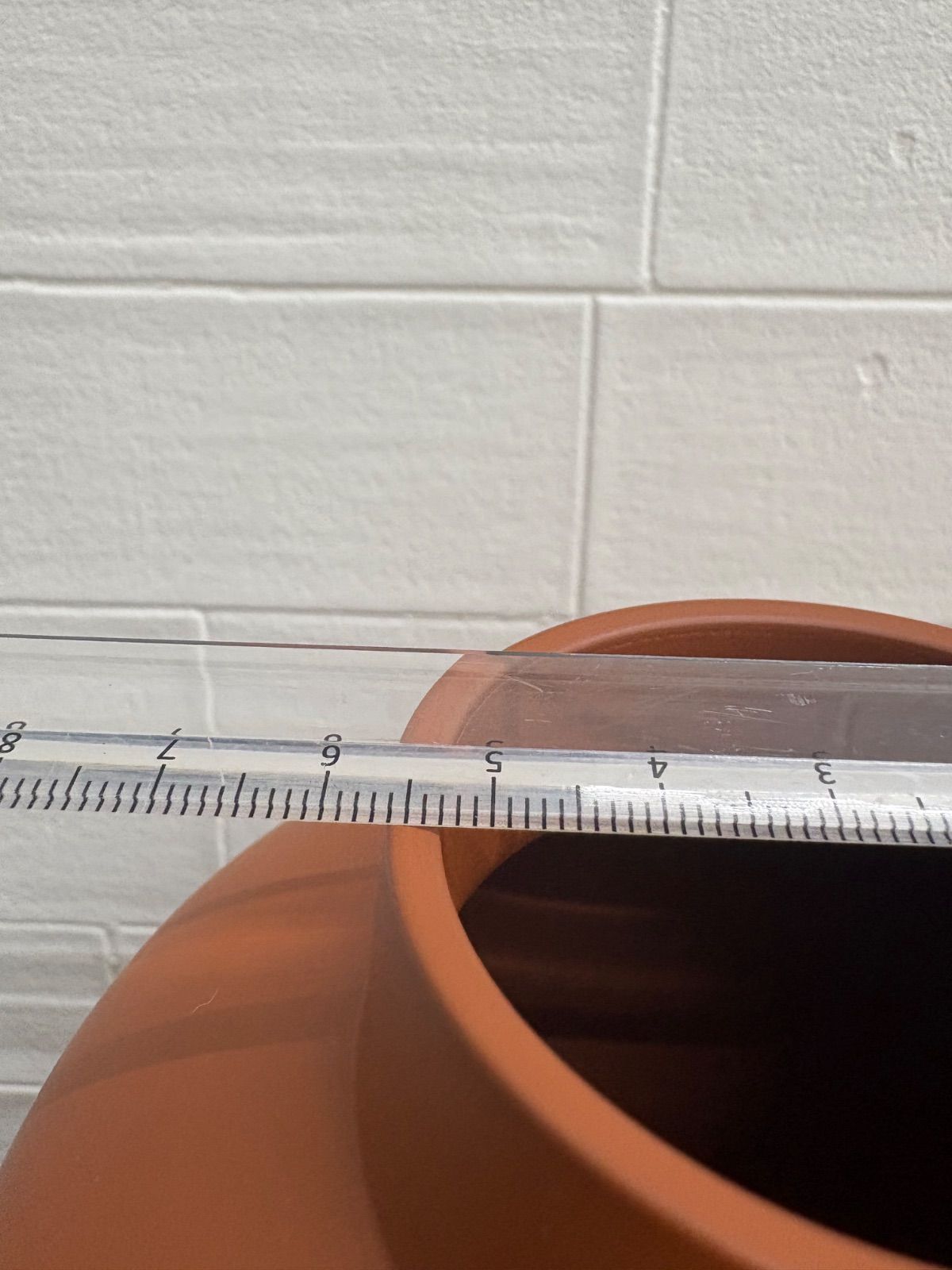 レトロ常滑焼の朱泥の花瓶