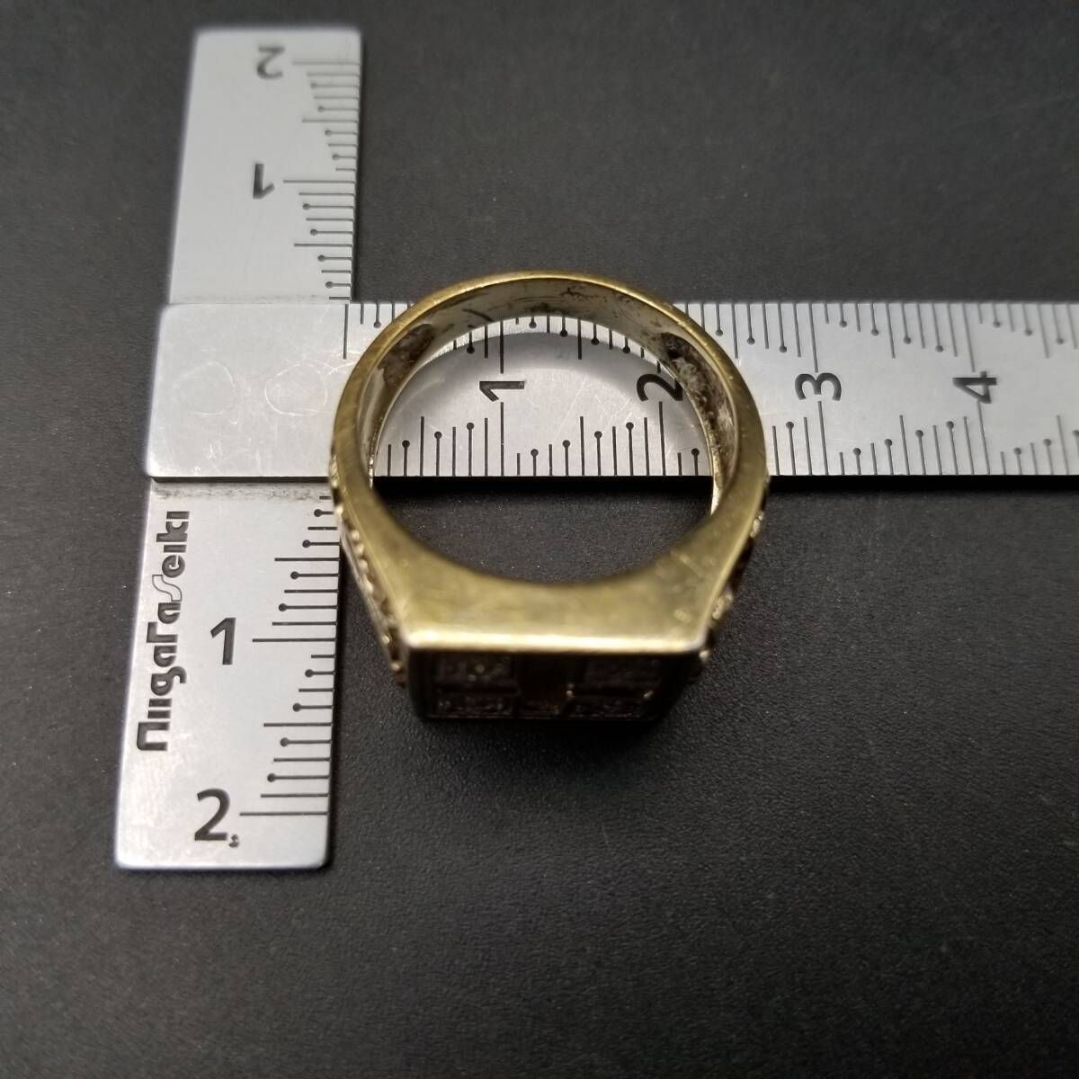 Lion Passant クロス ダイヤモンド インレイ 925 シルバー