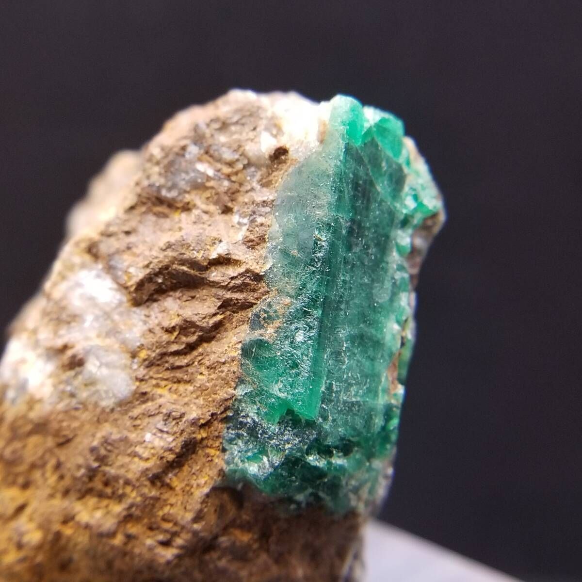 エメラルド　パキスタン産　原石　鉱物　標本　天然石　石　緑玉　緑柱石 エメラルド パキスタン産 原石 鉱物 標本 天然石 石 緑玉 緑柱石 最高