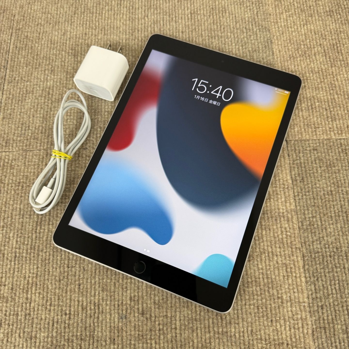 送料無料】Apple iPad 第9世代 MK2L3J/A 64GB WI-FI 10.2インチ 2021年