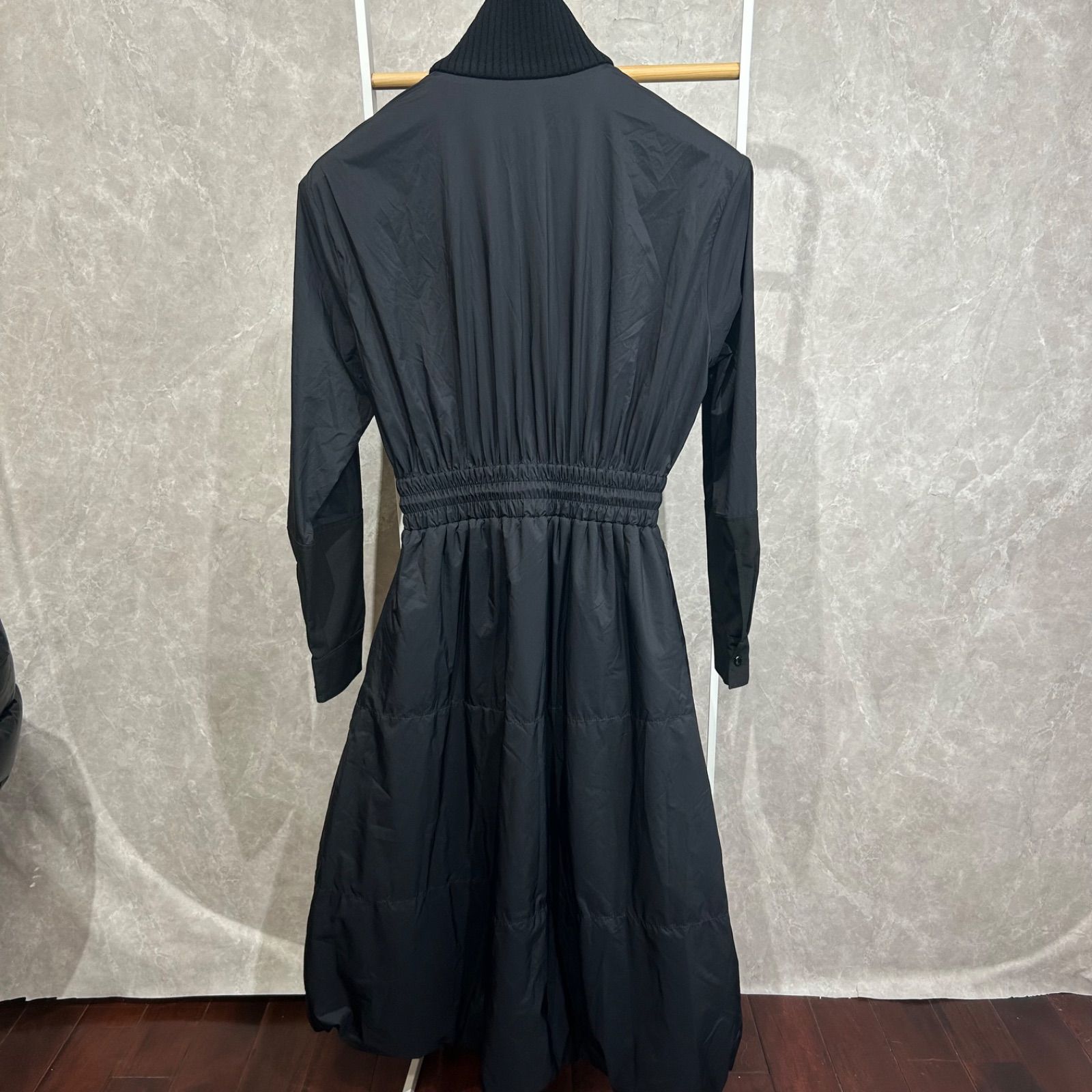 未使用級】 MONCLERモンクレール ワンピースドレス黒40 - メルカリ