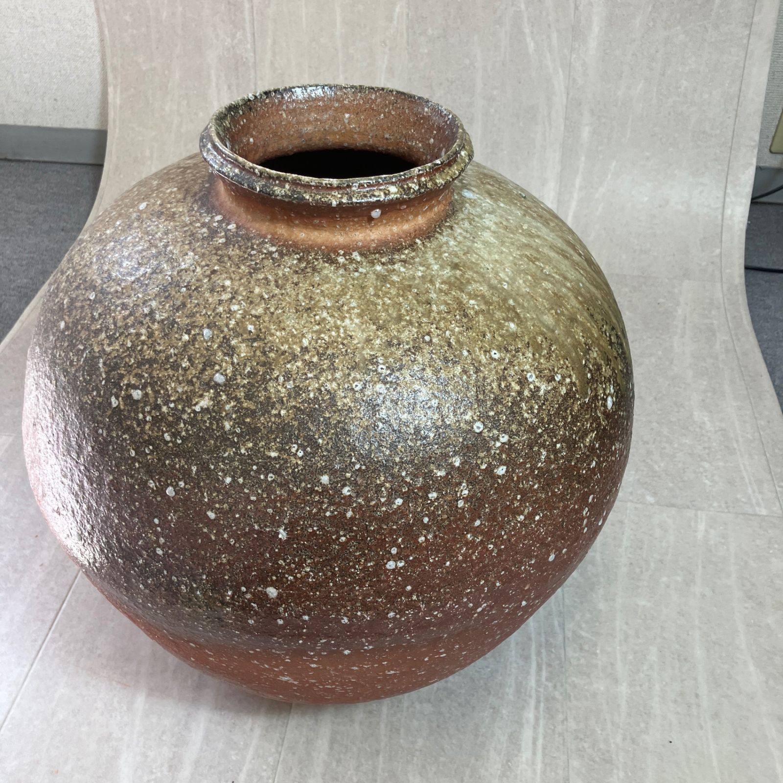  展示品 インテリア 壷 縦約440mm 横約440mm 高さ約450mm 小物マット 置物 インテリア小物