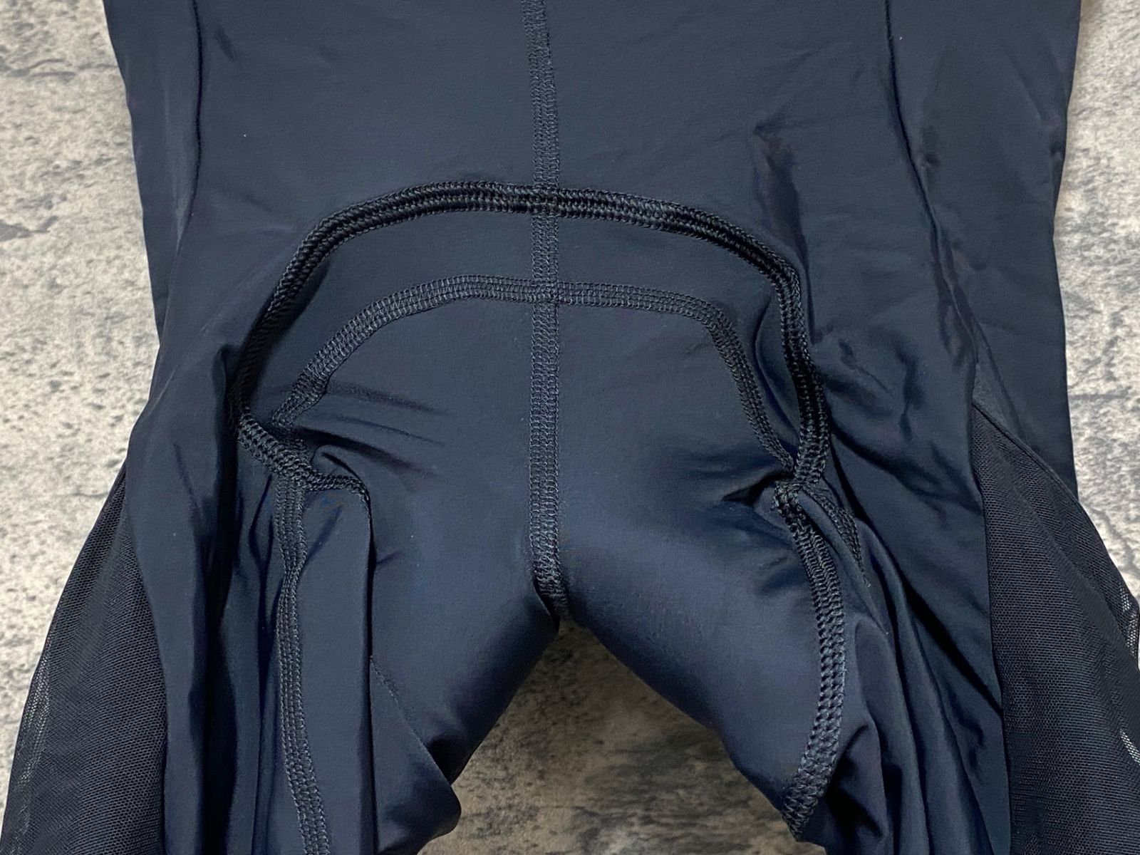 JT077 ラファ Rapha CORE CARGO SHORTS レーサーパンツ 黒 S - メルカリ