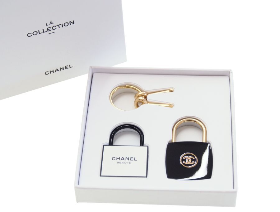 シャネル ラ コレクション 2024 ノベルティ カデナ 鍵 LA COLLECTION