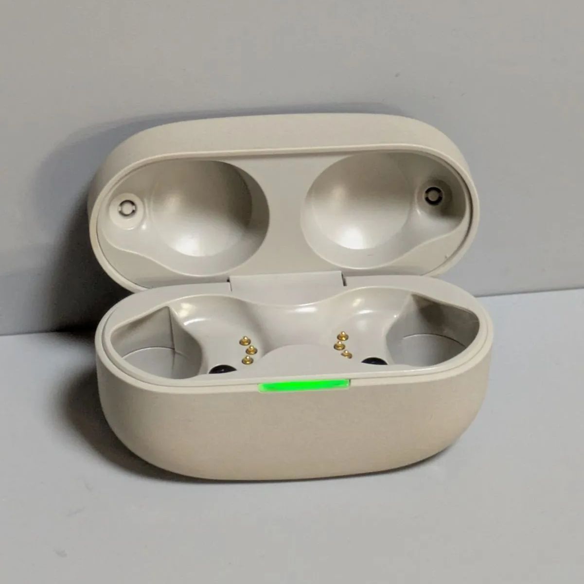 SONY WF-1000XM4 充電ケースのみ ベージュ プラチナシルバー 完全