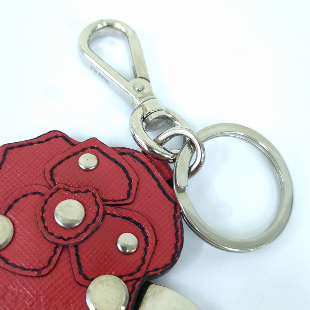 PRADA バラ型キーホルダー 赤 PRADA プラダ キーホルダー キーリング チャーム バラ ローズ レッド