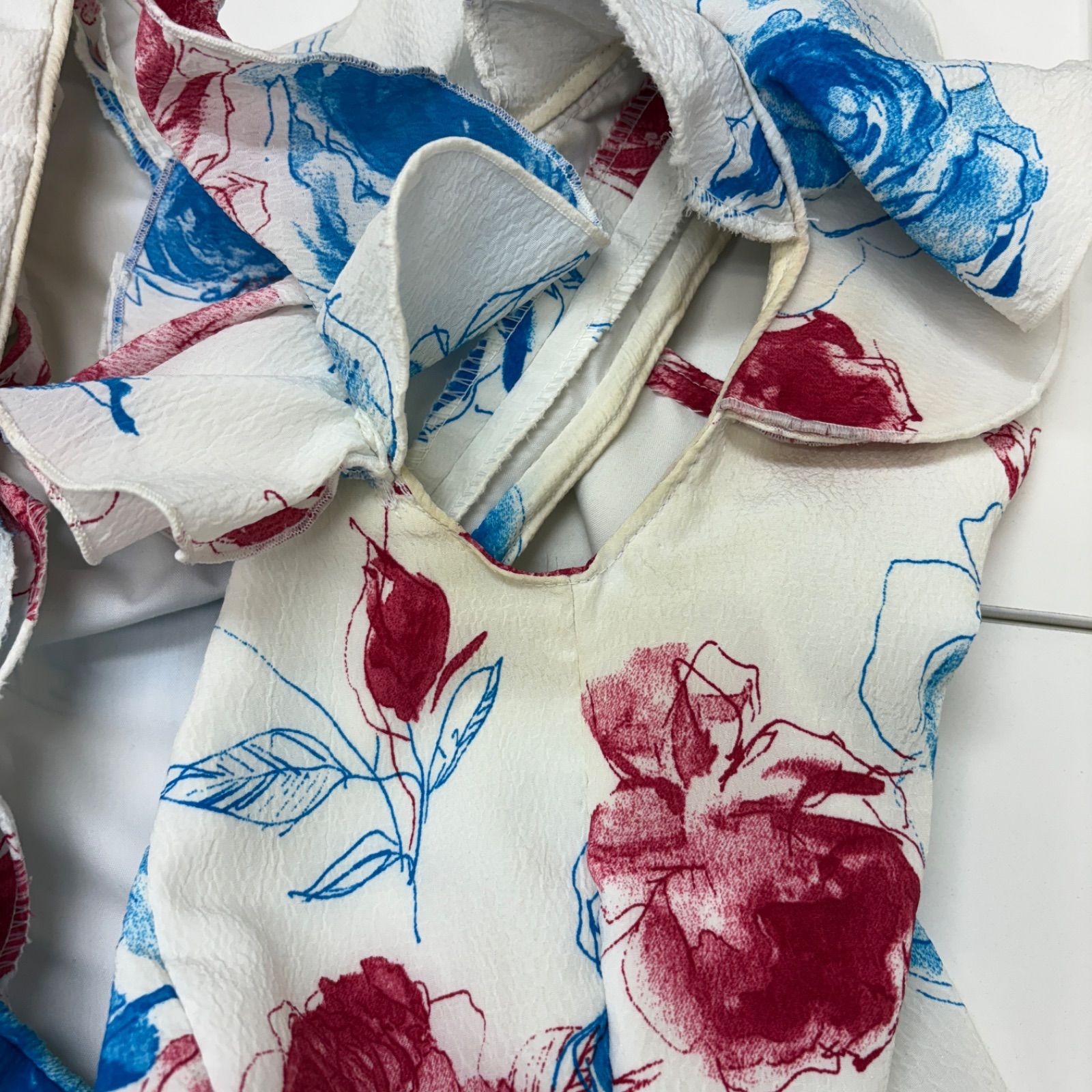 Creaciones Roal S.L】 フラメンコ衣装 ドレス ワンピース 白 薔薇 花