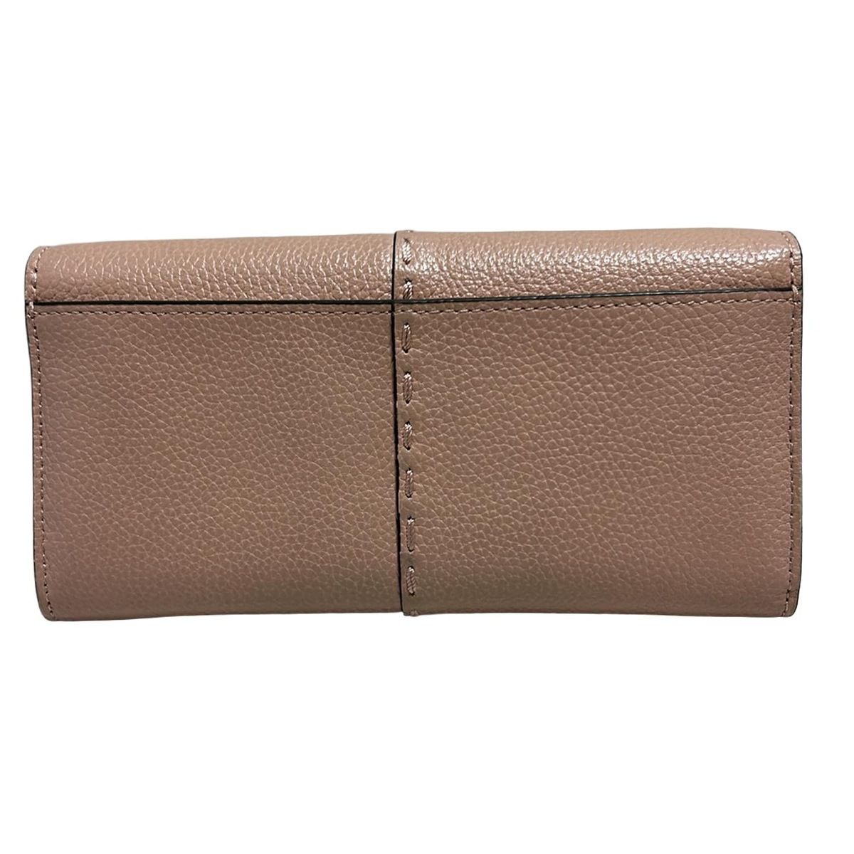 極美品　Tory Burch ピンクベージュ レザー　キルティング　長財布 TORY BURCH(トリーバーチ) 長財布 - ピンクベージュ レザー - メルカリ