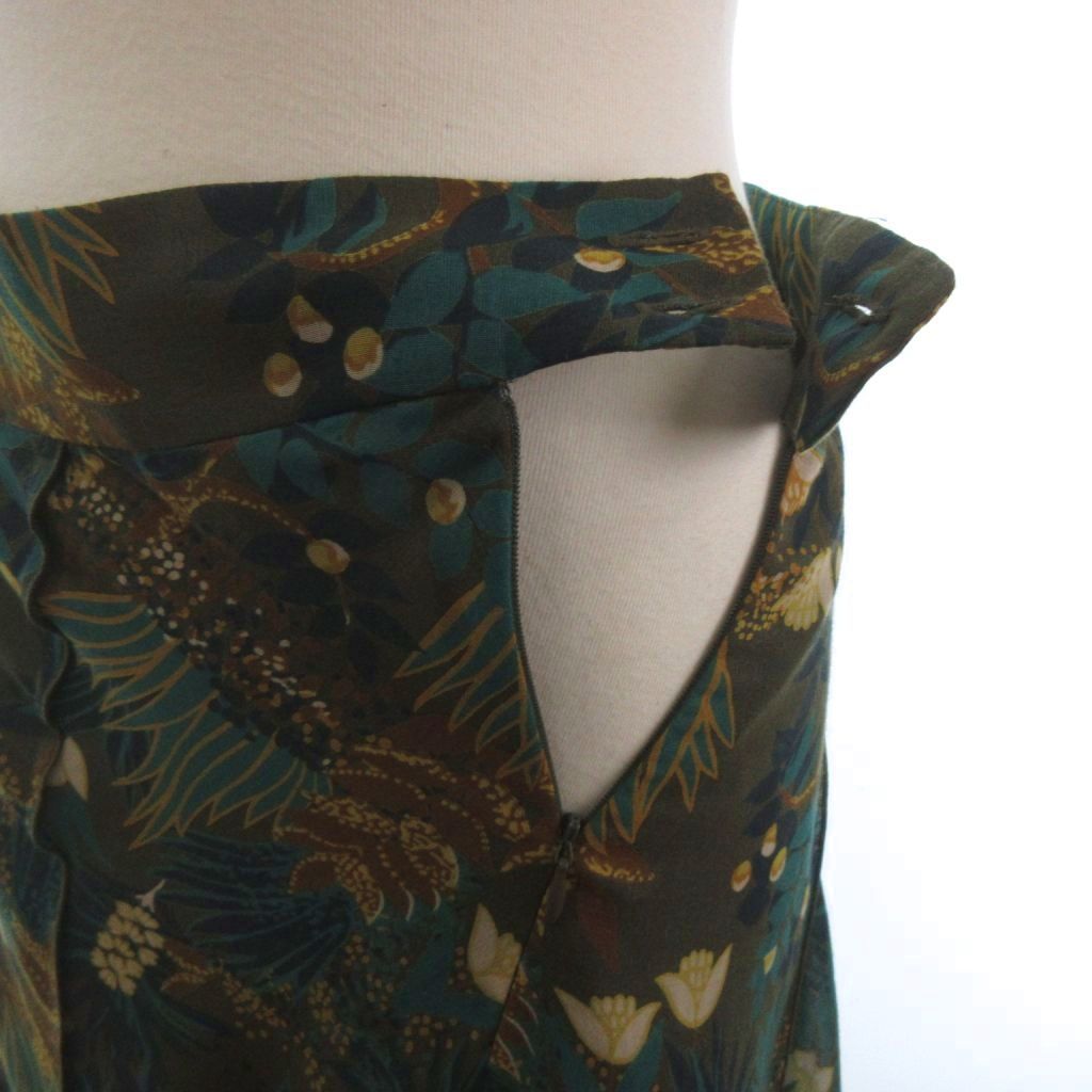 ロイスクレヨン Lois CRAYON 美品 フレアスカート ひざ丈 フラワー 花