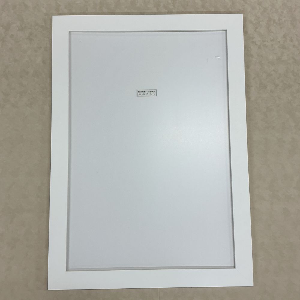 木製額縁 ツヤ消しホワイトのフラットなフレーム 480×700㎜ 変寸