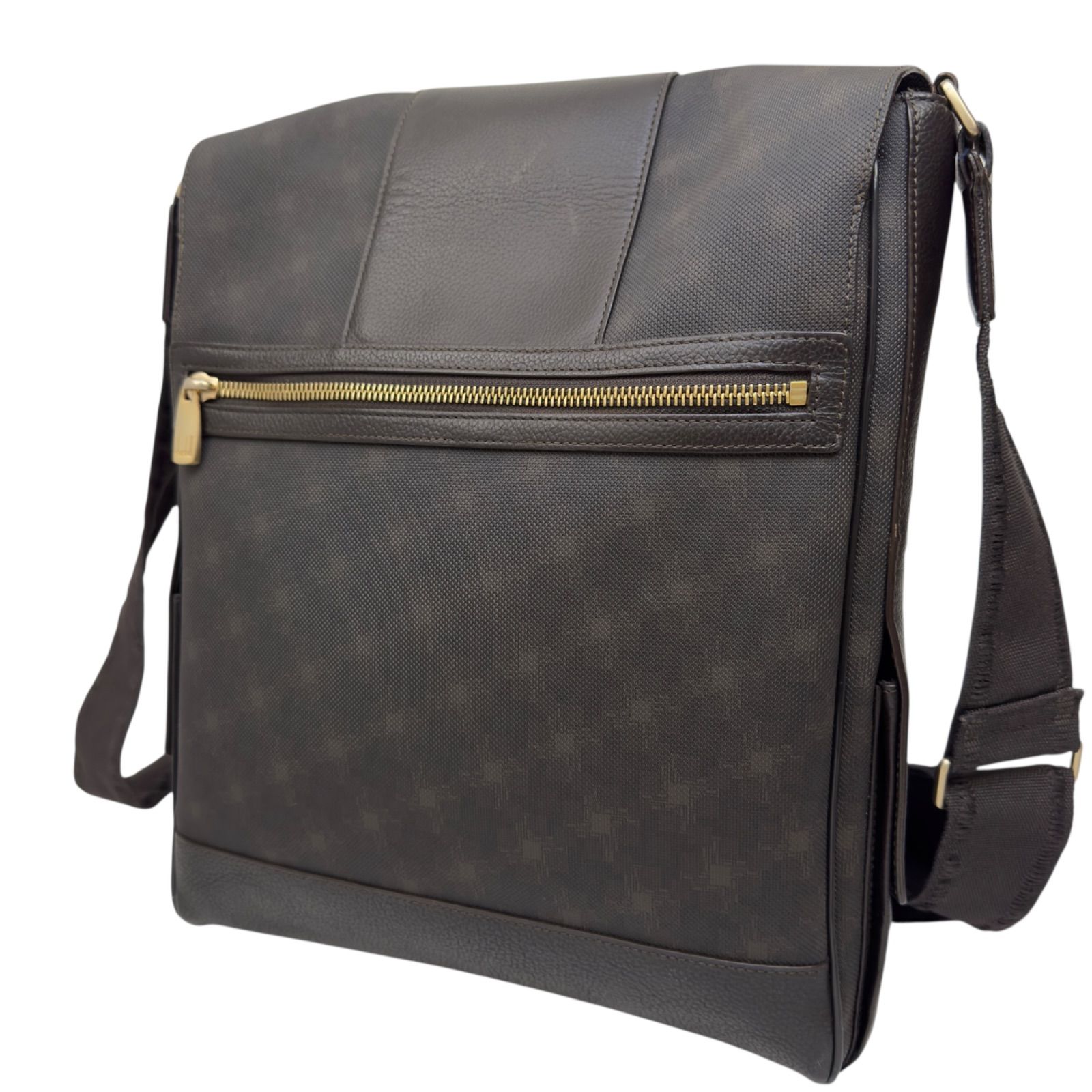 dunhill ダンヒル ディーエイト ロゴプレート ショルダーバッグ 斜め