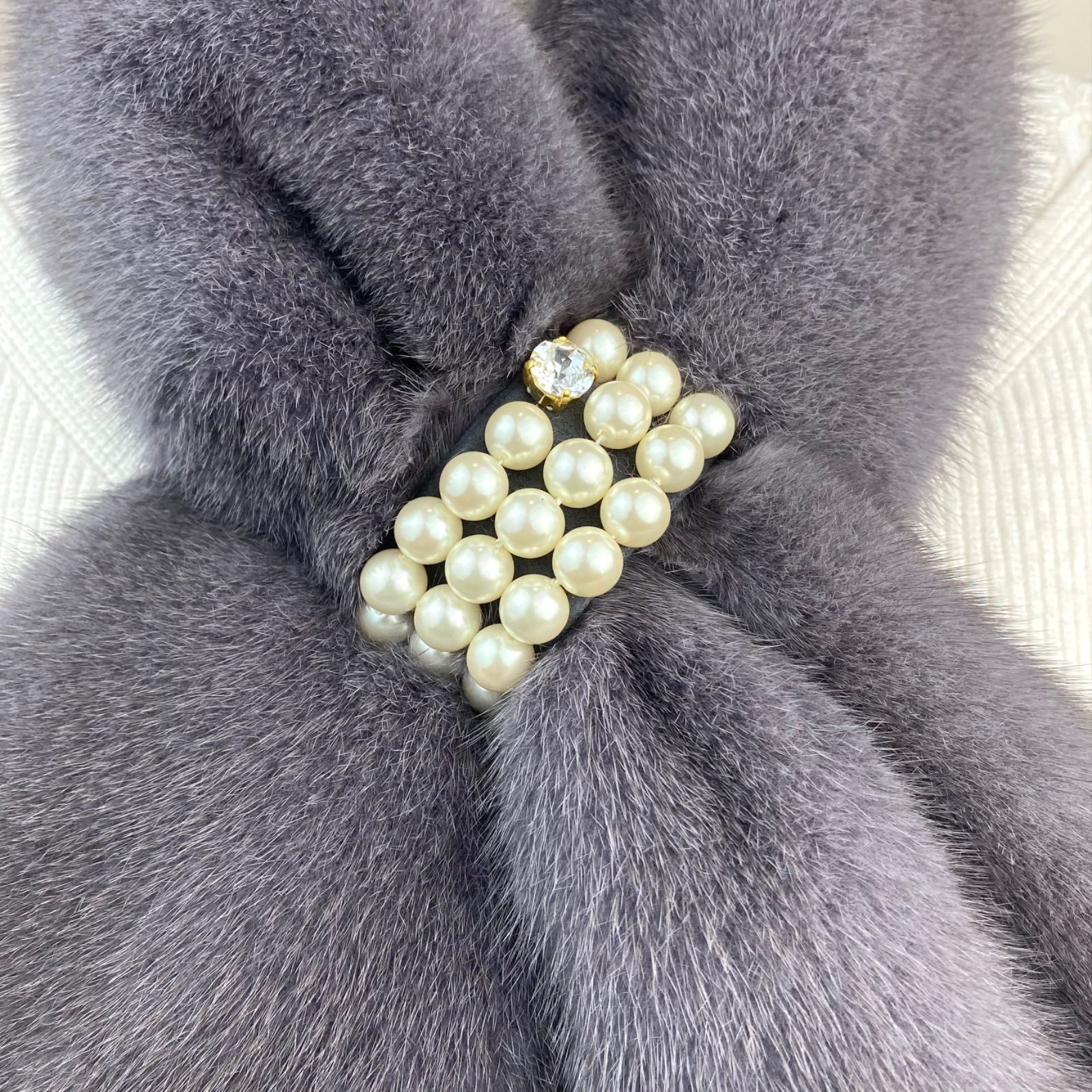 お正月セール　極美品　SAGA MINKマフラー ラグジュアリー！！*SAGA MINK* クリスタル輝く✨ミンク マフラー 日本