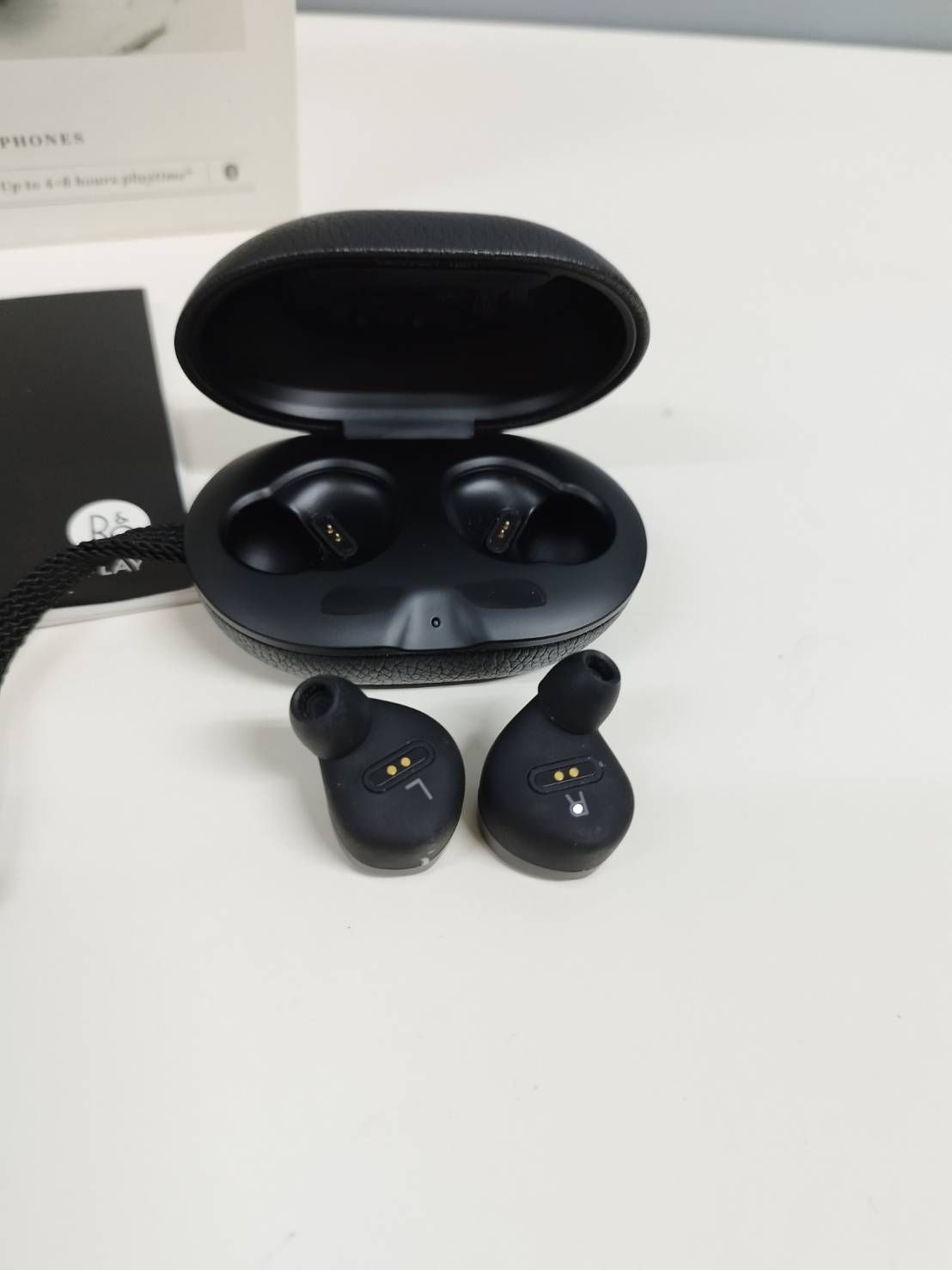 Bang & Olufsen/Beoplay E8/ワイヤレスイヤホン/ブラック - メルカリ